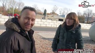 Deutsche Hausfrau von der Straße zum Sex überredet