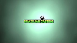 Luana Saraiva uma loira sensual confiante e elegante se vestir forma sensual para esta copa.